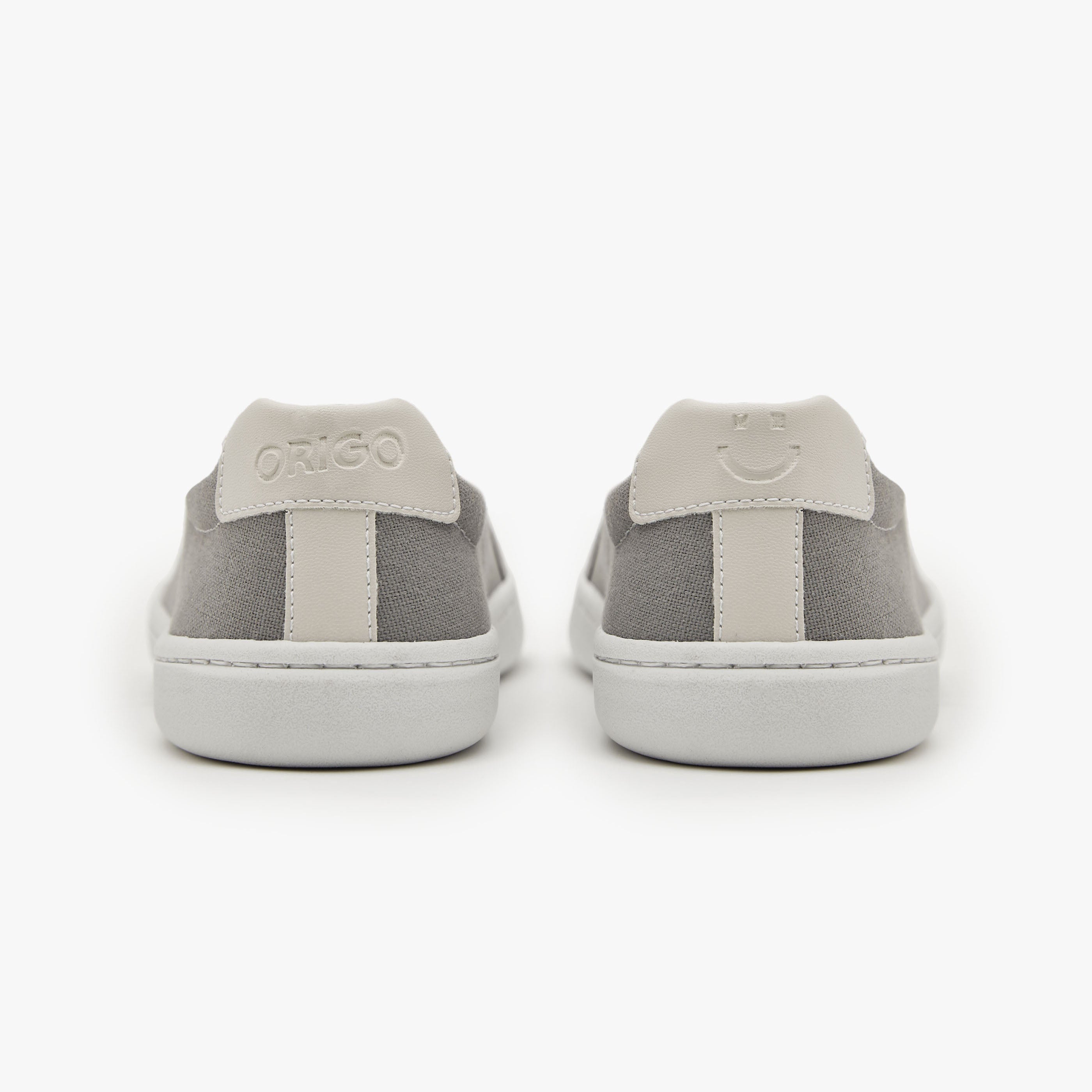 The Women's Everyday Sneaker | Gen 3 in Cotton Canvas